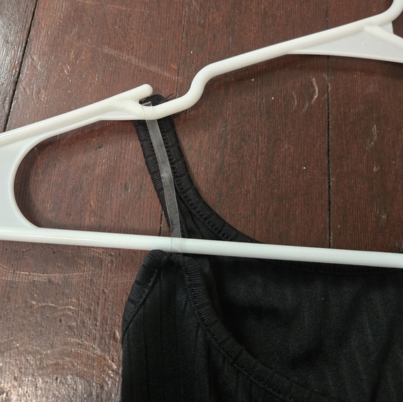 Scacto Black Ribbed Bodycon Flattering Tank Top NEW - Picture 5 of 8